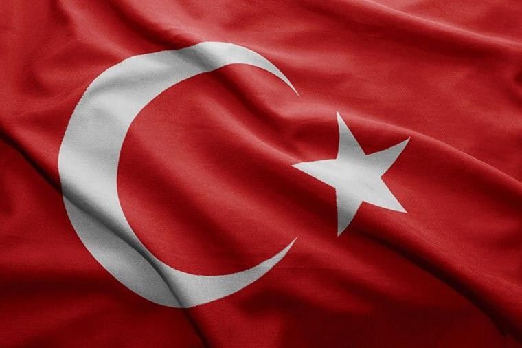 AZİZ MİLLETİMİZİN 29 EKİM CUMHURİYET BAYRAMINI KUTLUYORUZ