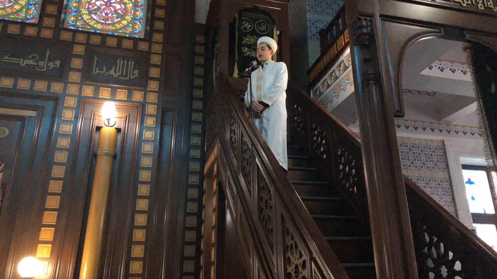 Sacit ateş camiinde muhteşem program