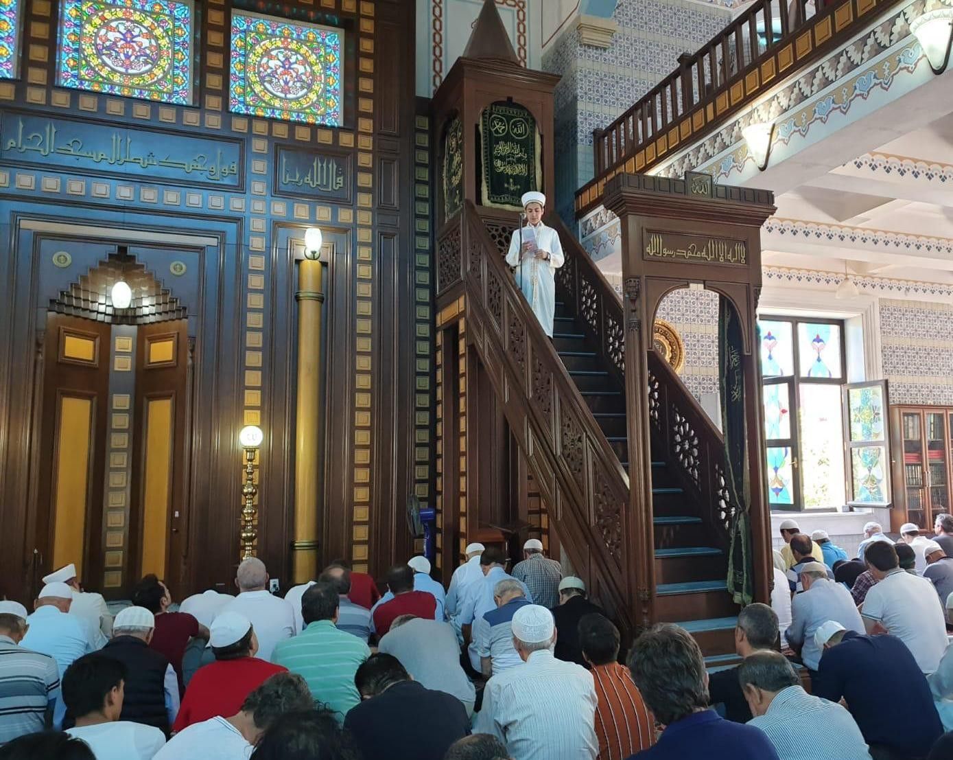 GELECEĞİN HATİPLERİ YETİŞİYOR