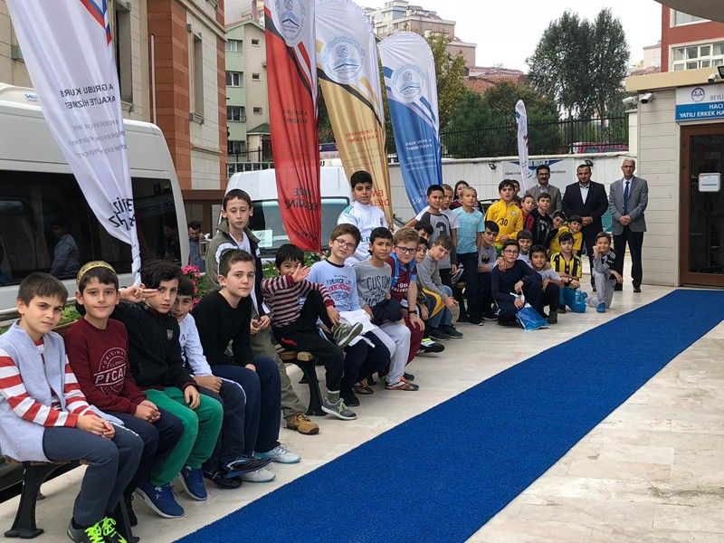 Futbol turnuvası başladı