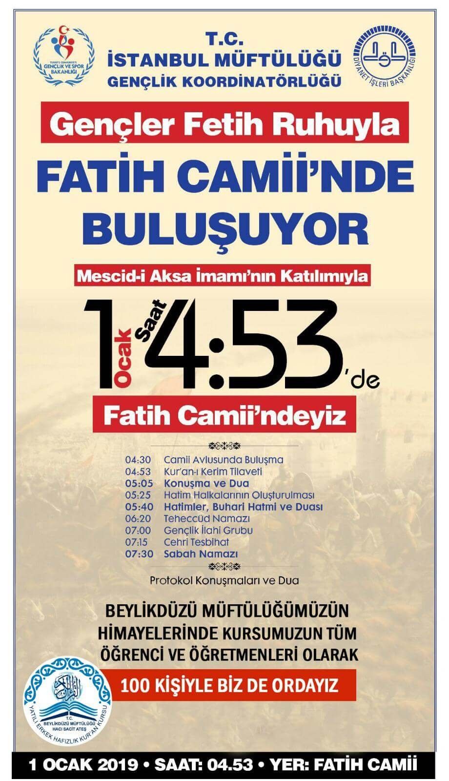 Gençler fetih ruhuyla fatih camiinde buluşuyor.