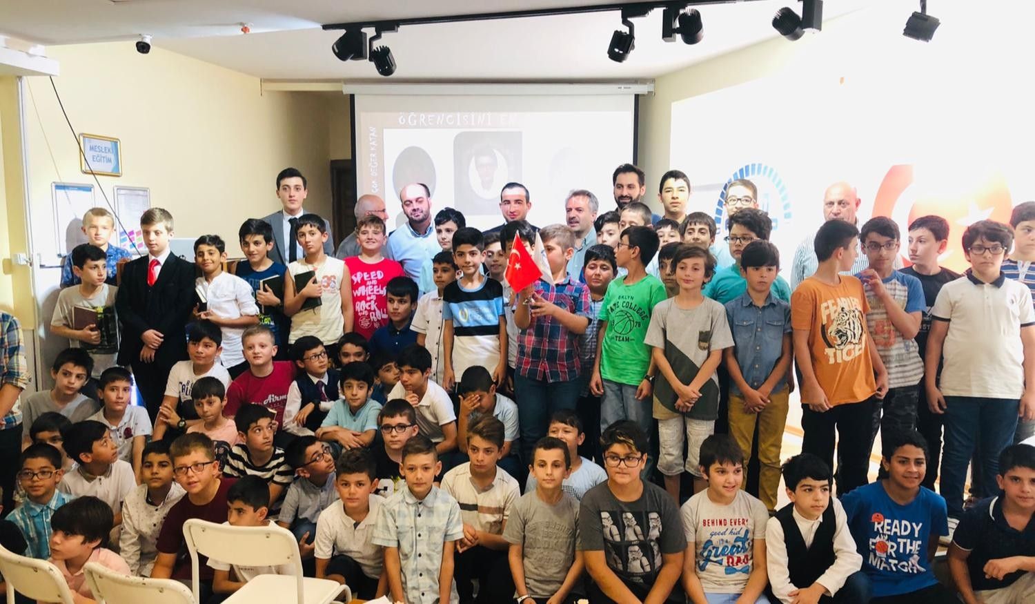 Veli bilgilendirme toplantımız büyük bir çoşkuyla yapıldı.