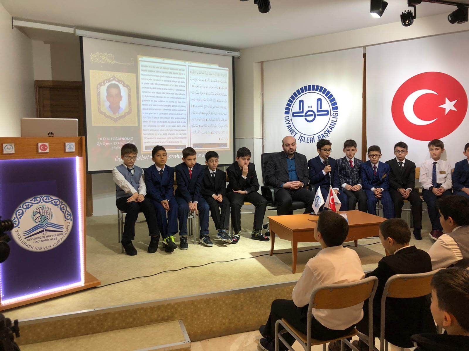 Güzelliklerle dolu bir hatm-i şerif programı