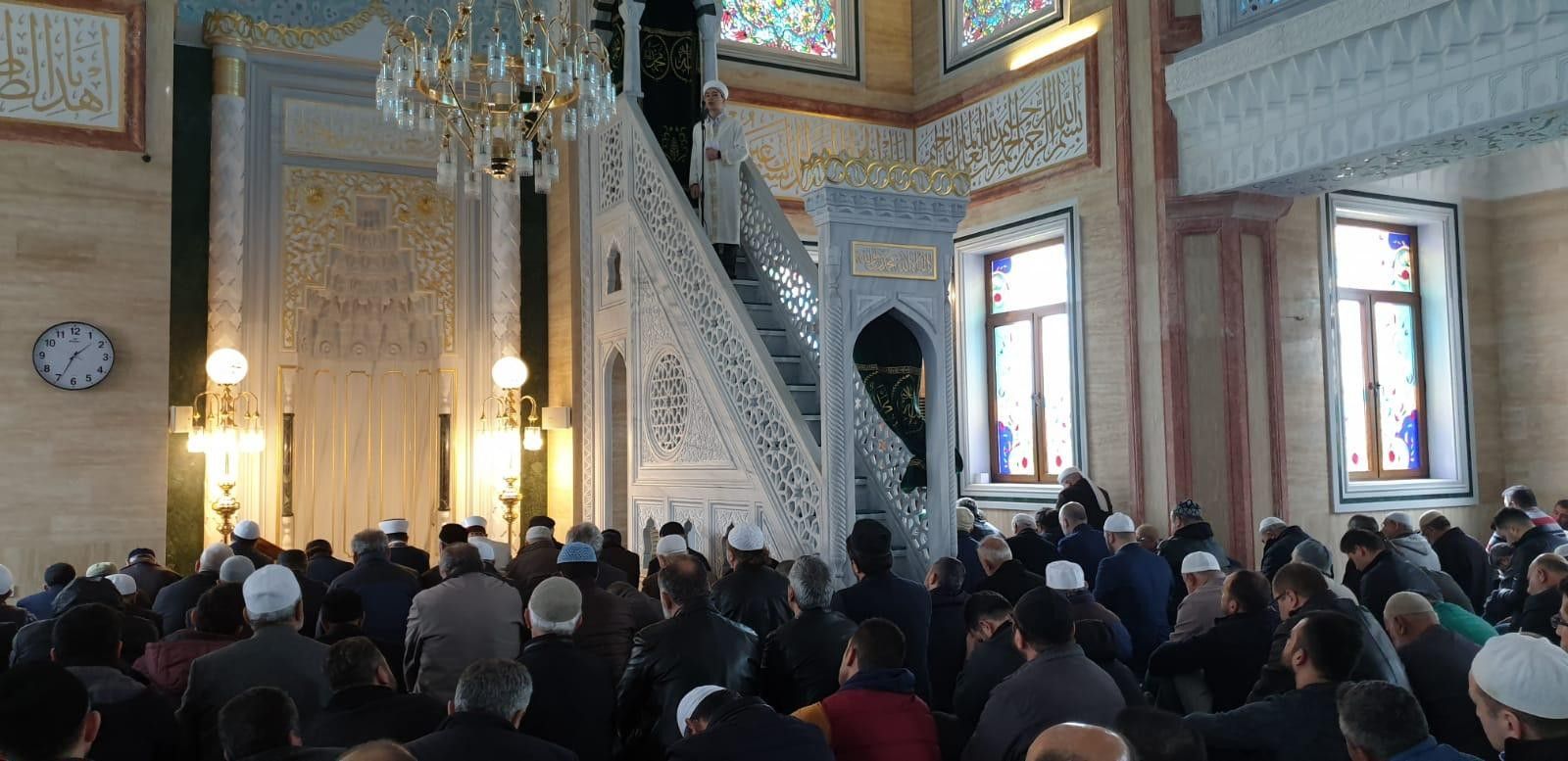 GELECEĞİN HATİPLERİ YETİŞİYOR