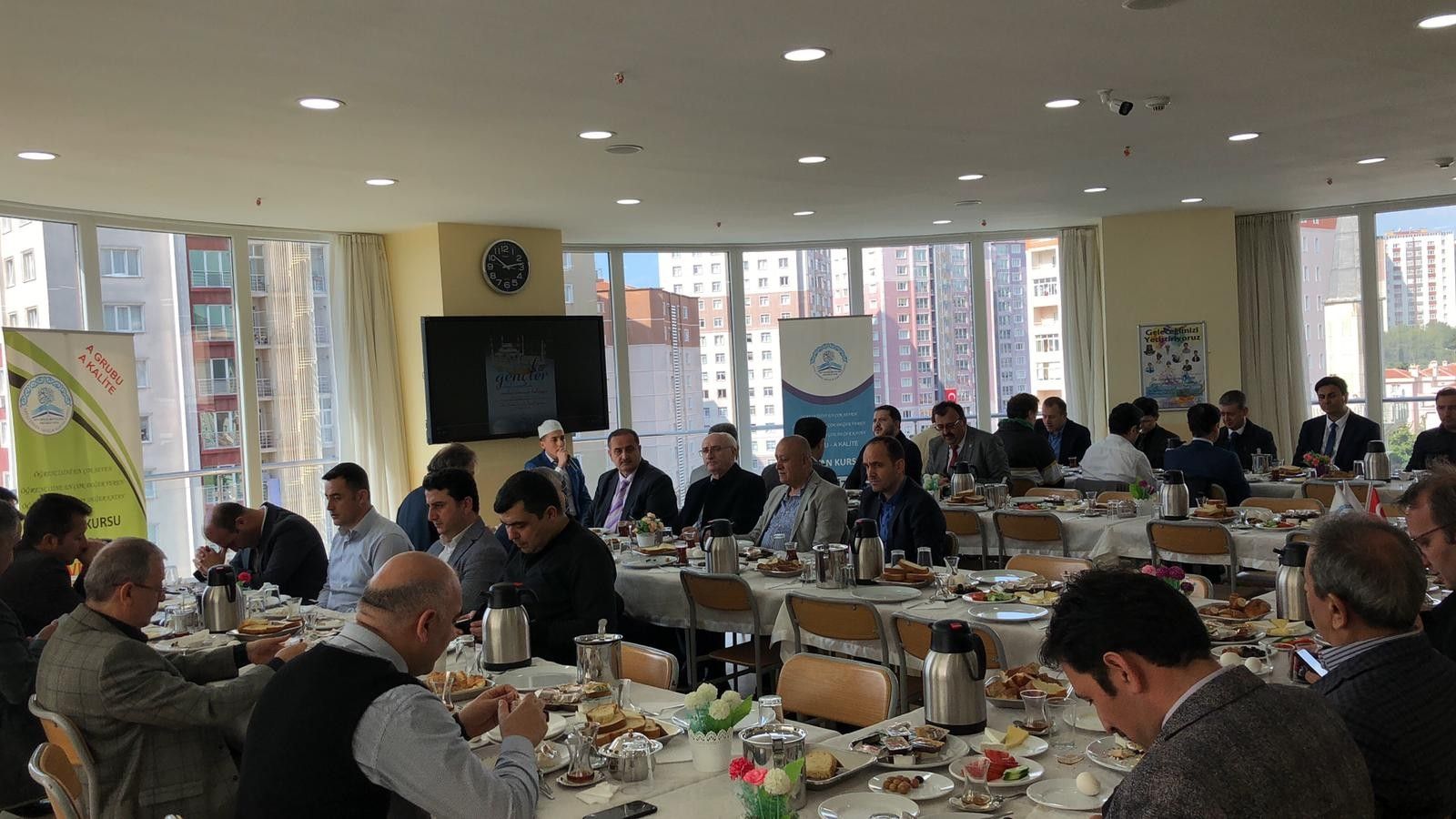 BİRLİK SOFRASINDA BULUŞTULAR